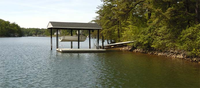 Floating dock at Main House
